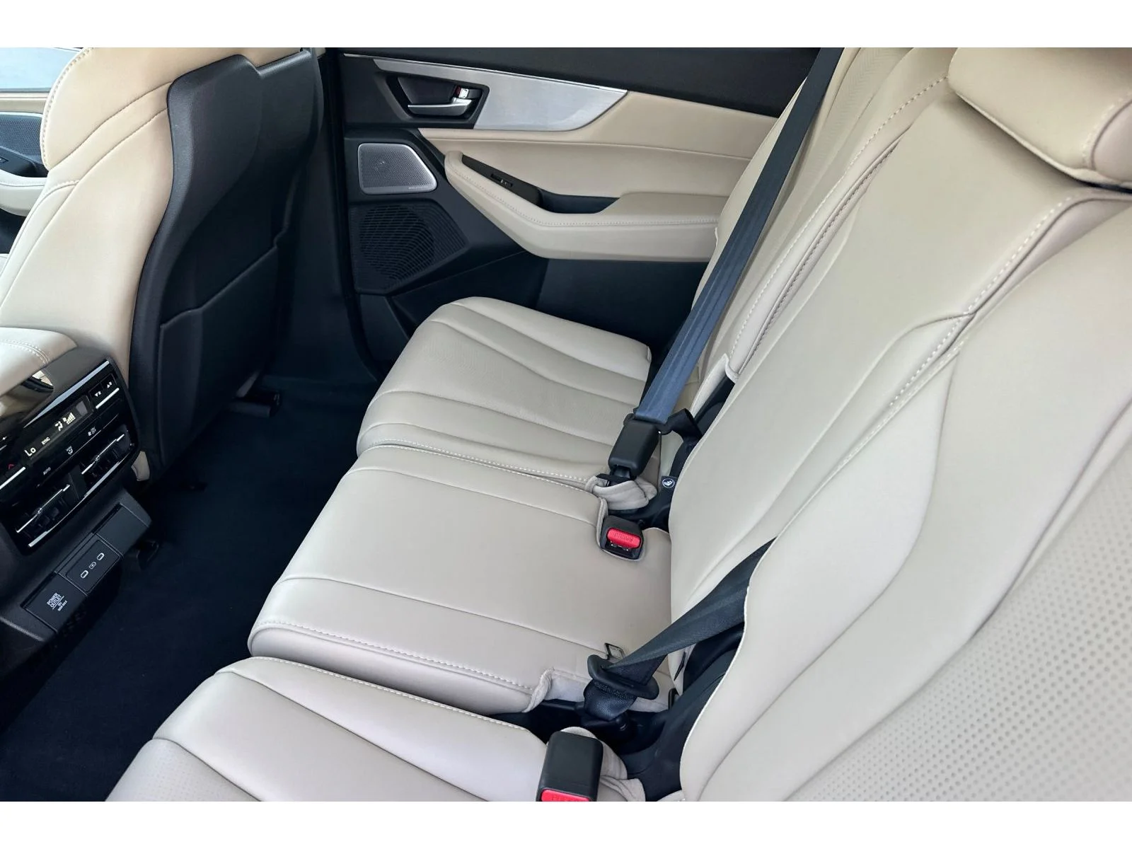 New 2026 Platinum White Pearl Acura w/Technology Package image 9