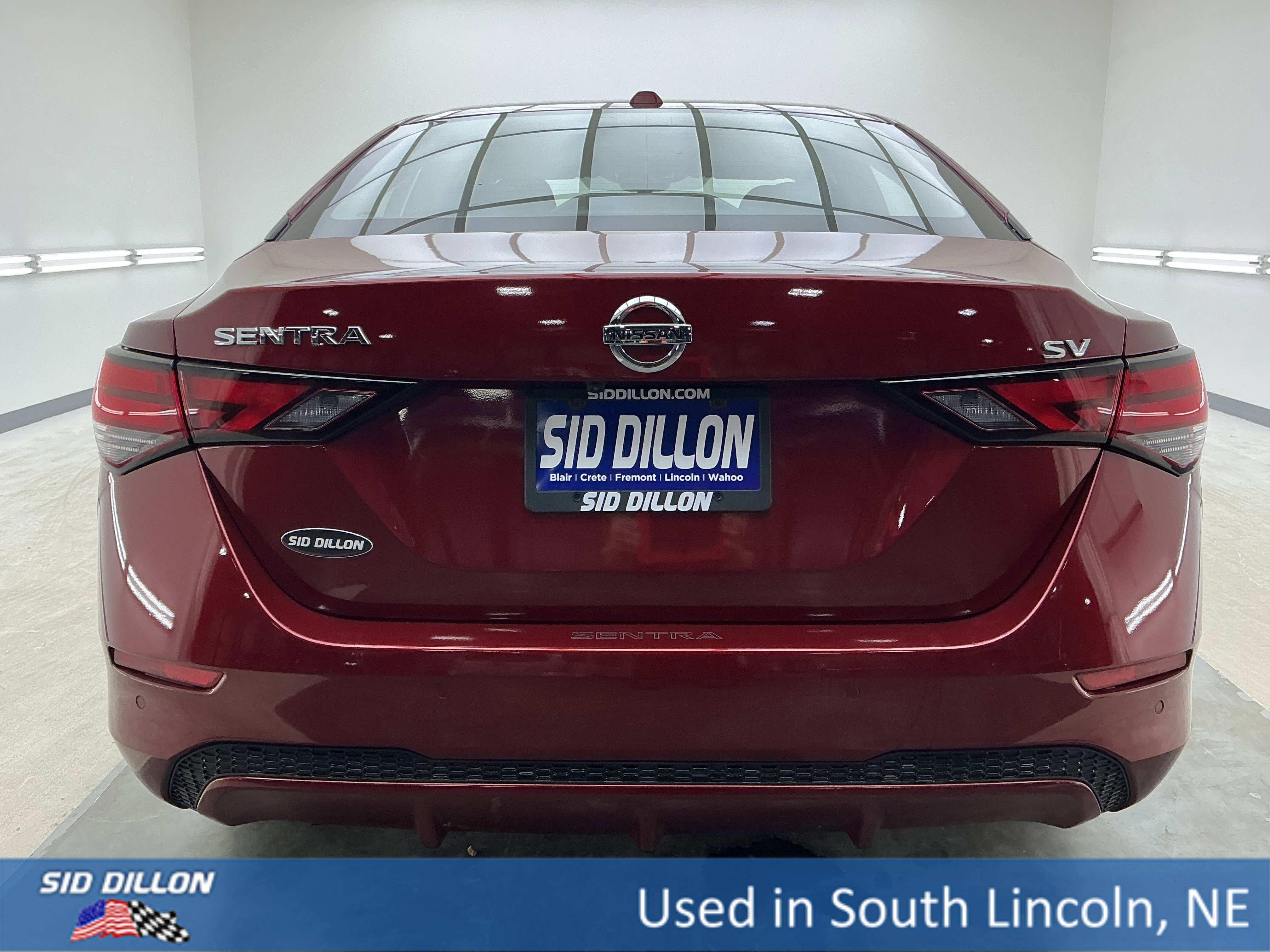 Used 2022 Scarlet Ember Tintcoat Nissan SV image 5