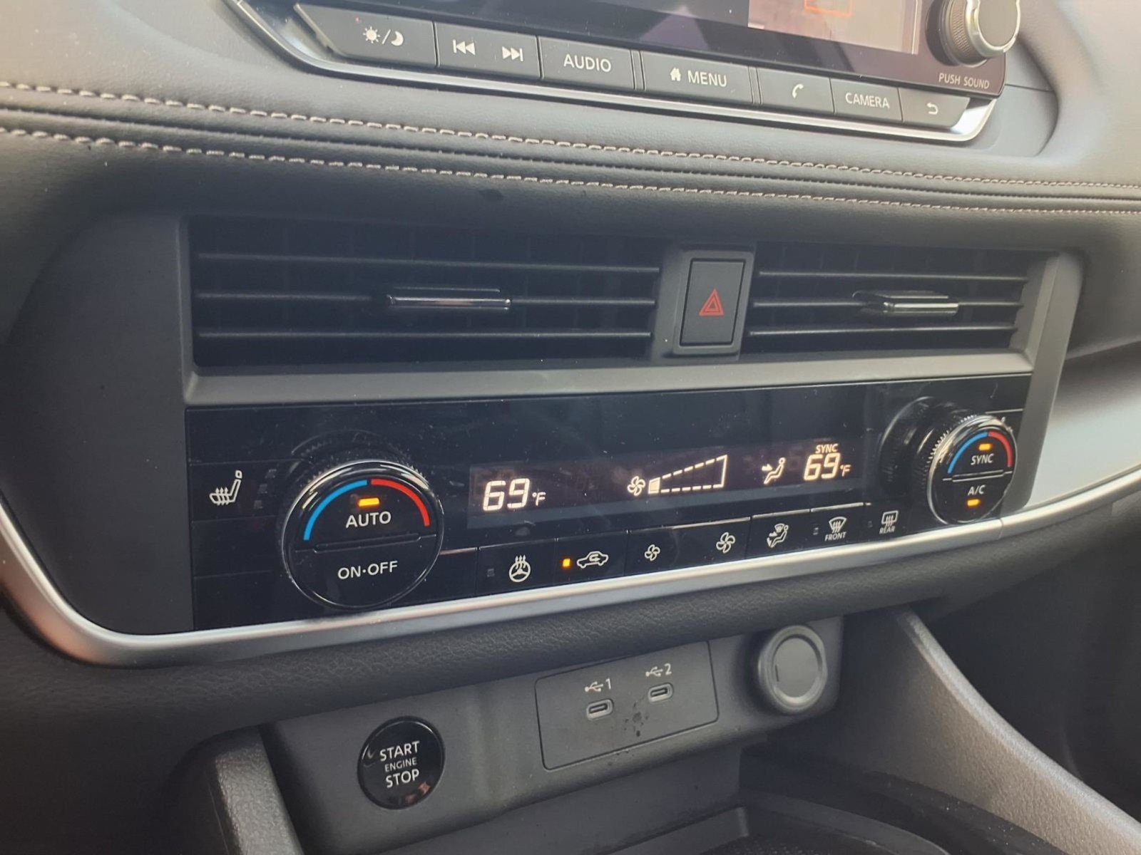2026 Nissan Rogue photo 26 of 28
