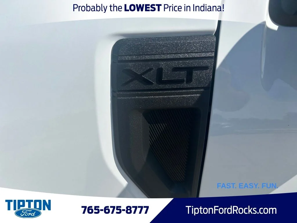 New 2026 Oxford White Ford XLT image 7