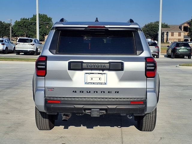 Used 2025  Toyota SR5 image 6
