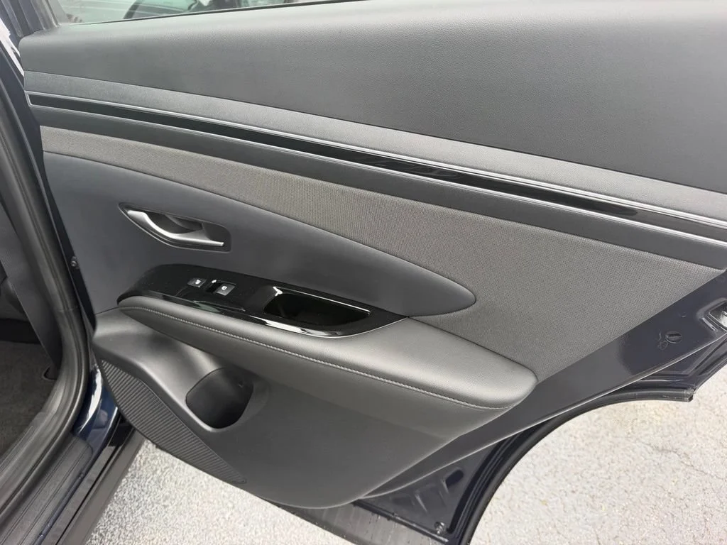 Used 2022 Blue Hyundai Limited image 29