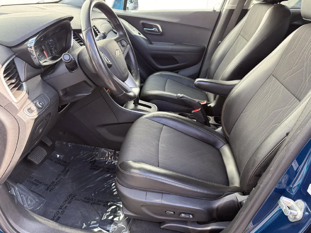 Used 2020 PACIFIC BLUE METALLIC Chevrolet LT image 24