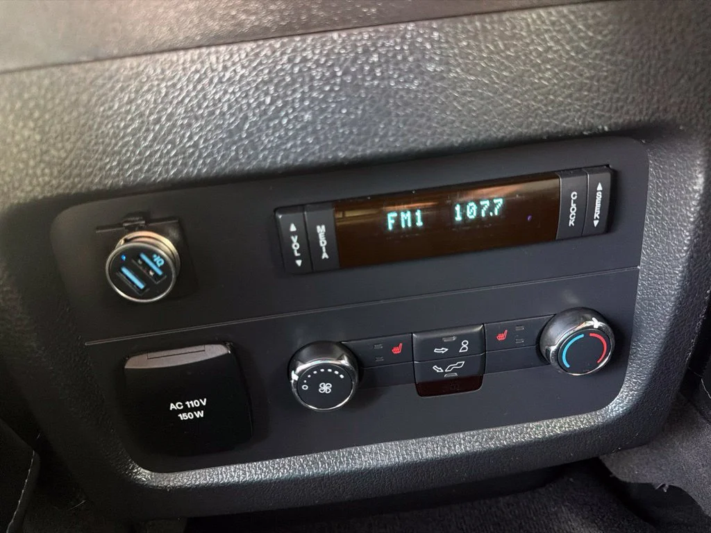 Used 2016 Magnetic Metallic Ford Platinum image 18