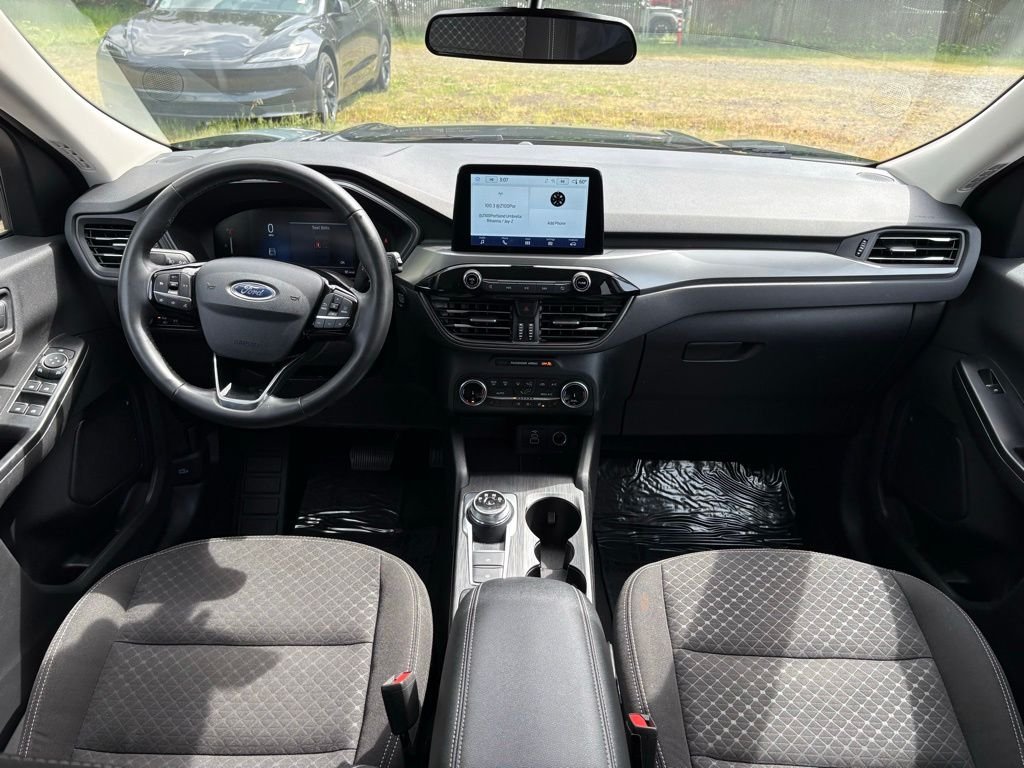 Used 2024 Black Metallic Ford Active image 18