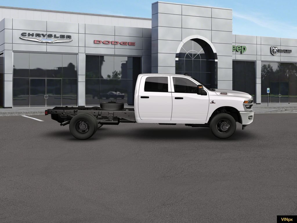 New 2026 Bright White Clearcoat RAM Tradesman image 9