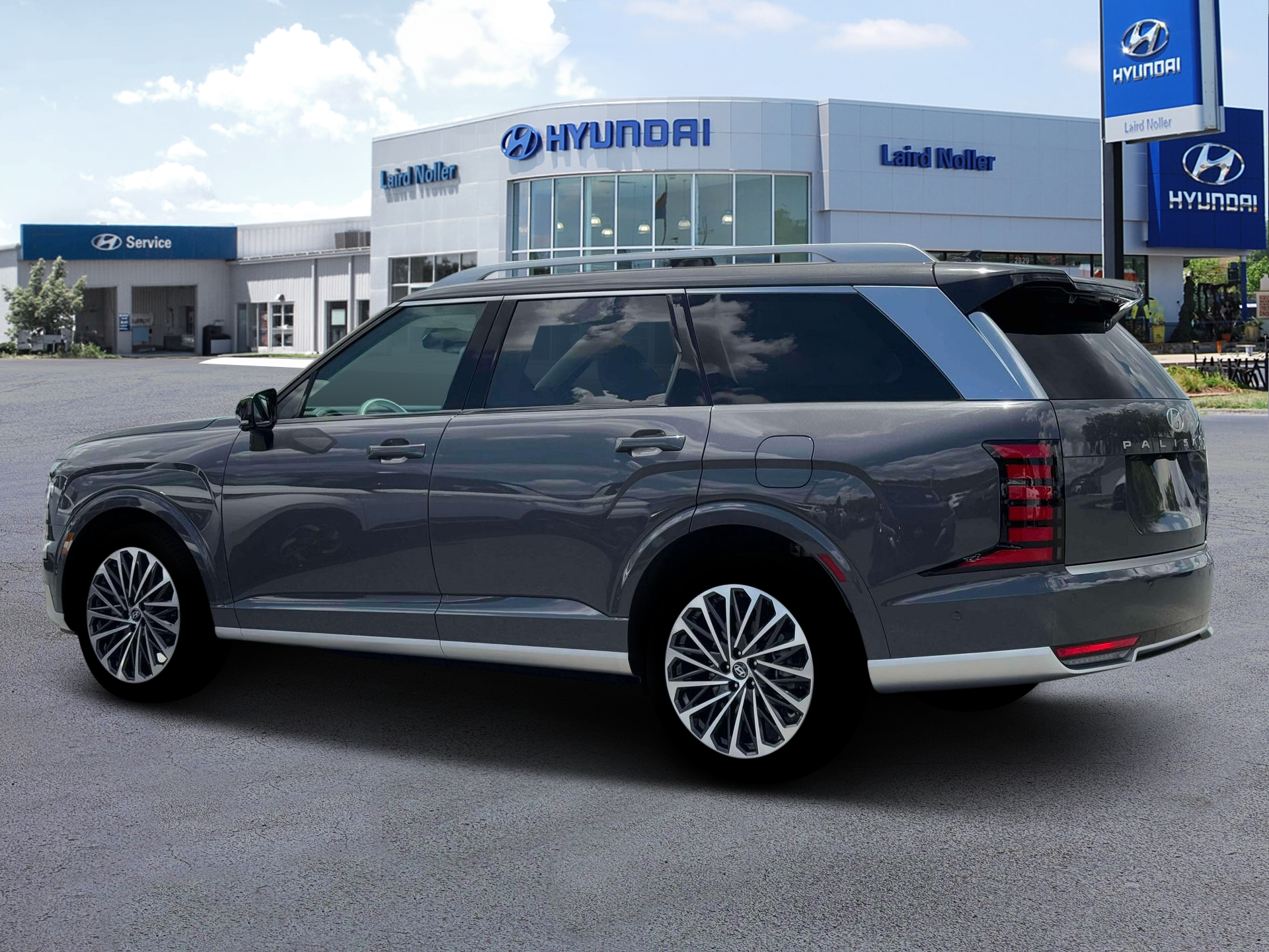 View vehicle photo 4