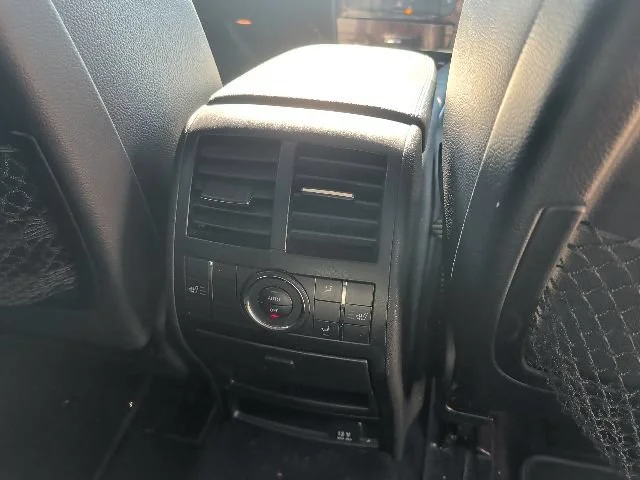 Used 2011  Mercedes-Benz ML 350 image 21