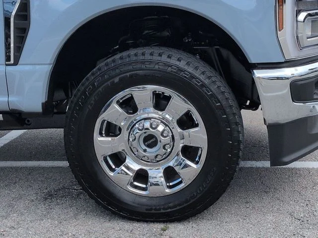 New 2026 Glacier Gray Metallic Tri-Coat Ford F-250® King Ranch® image 10