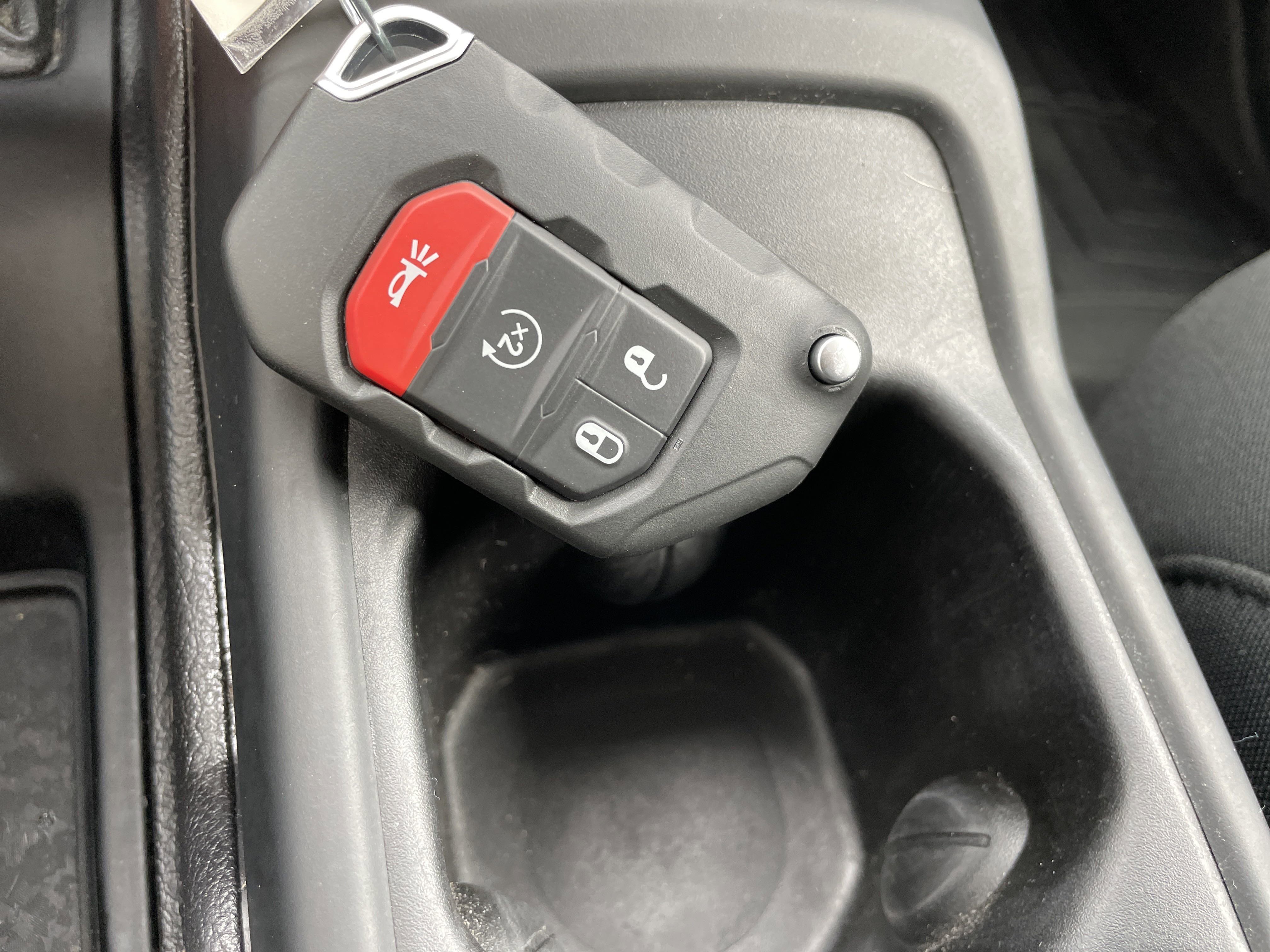 Used 2020 Sting-Gray Clearcoat Jeep Sahara image 20