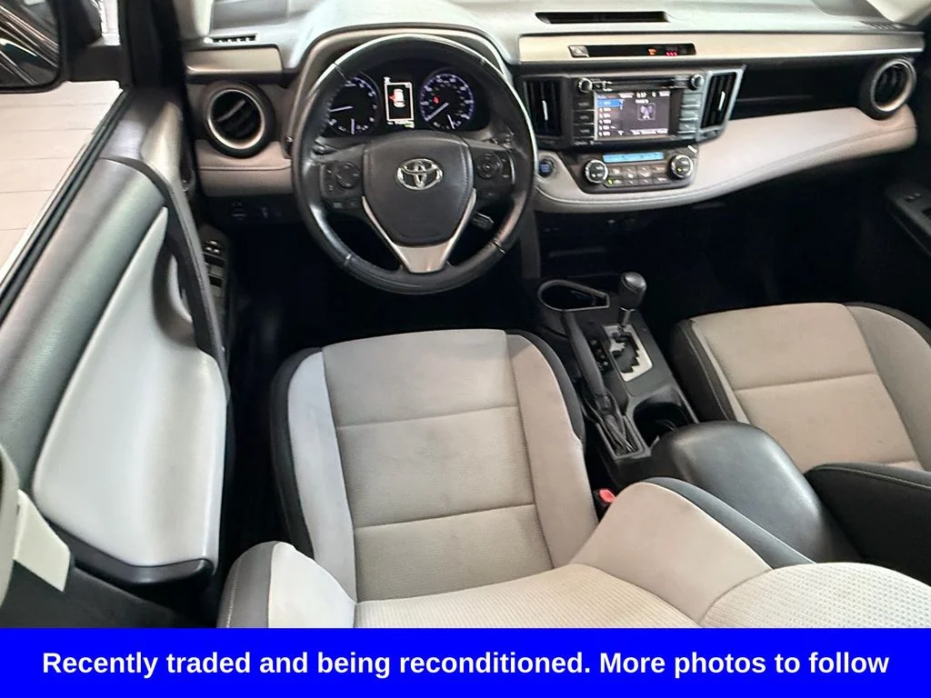 Used 2018 Black Toyota XLE image 12