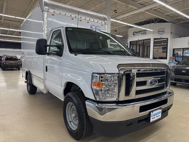 2025 Ford Econoline Cutaway E-350 SRW