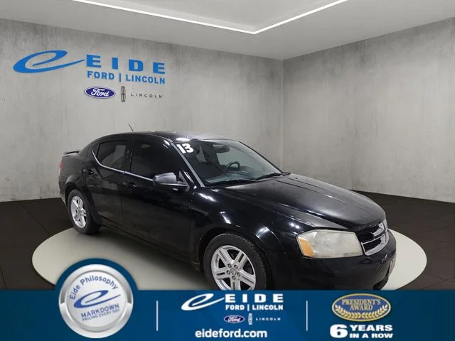 2013 Dodge Avenger SE's photo