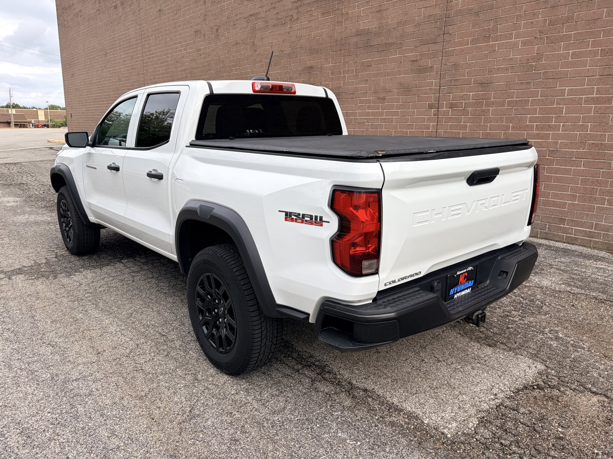 Used 2023 Summit White Chevrolet 4WD Trail Boss image 3