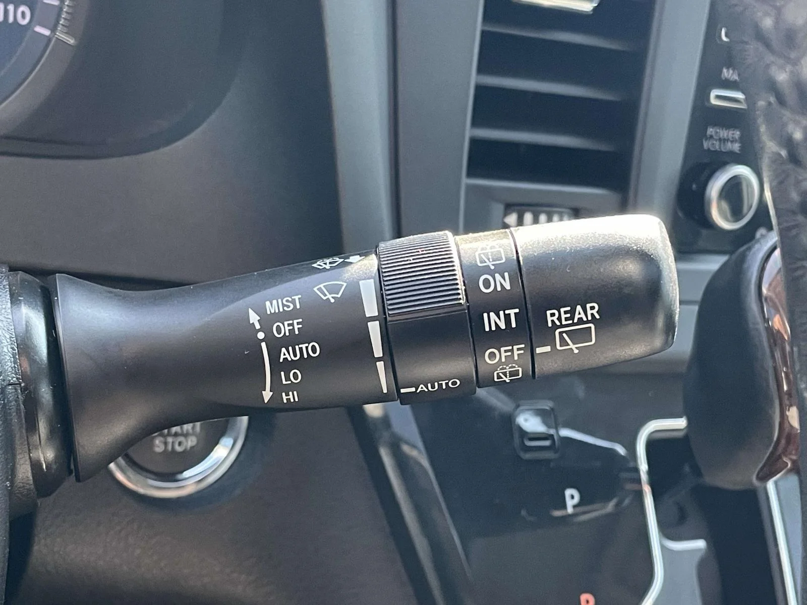 Used 2019 Blizzard Pearl Toyota Limited Premium image 15