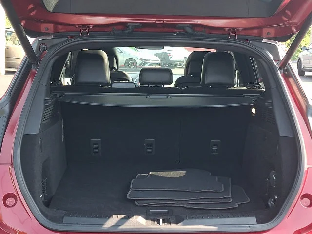 Used 2019 Red Lincoln Reserve image 29