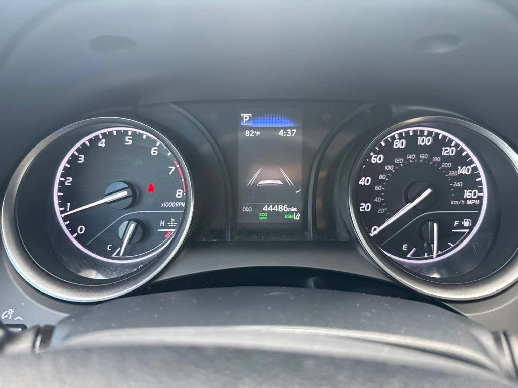 Used 2023 Silver Toyota SE image 7