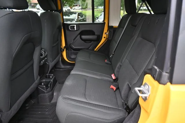 Used 2021  Jeep Unlimited Sport S image 19