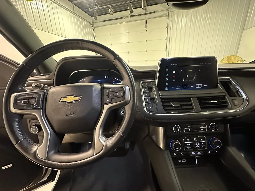 Used 2023 SUMMIT WHITE Chevrolet LT image 47