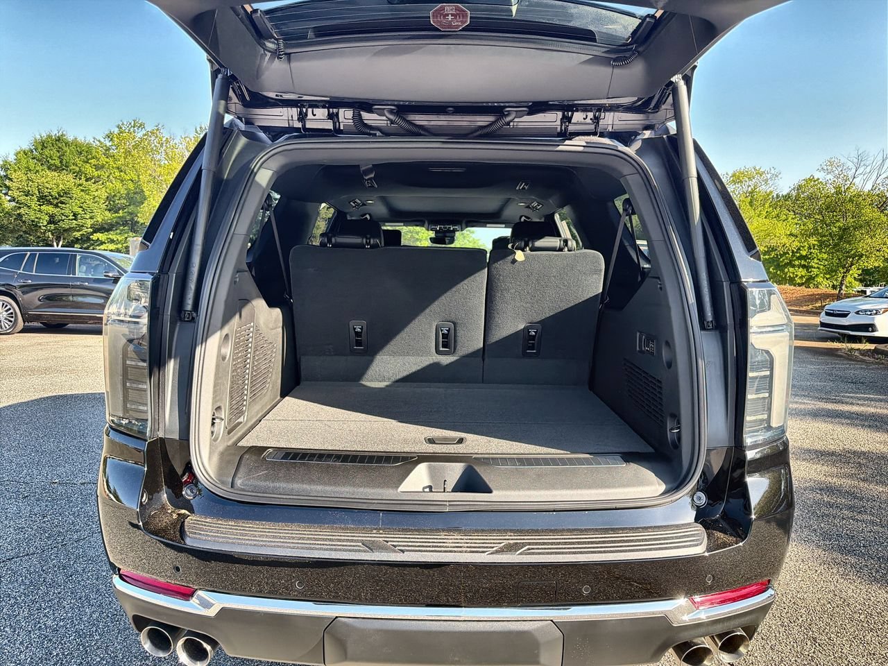 2026 Chevrolet Suburban Premier - Photo 21