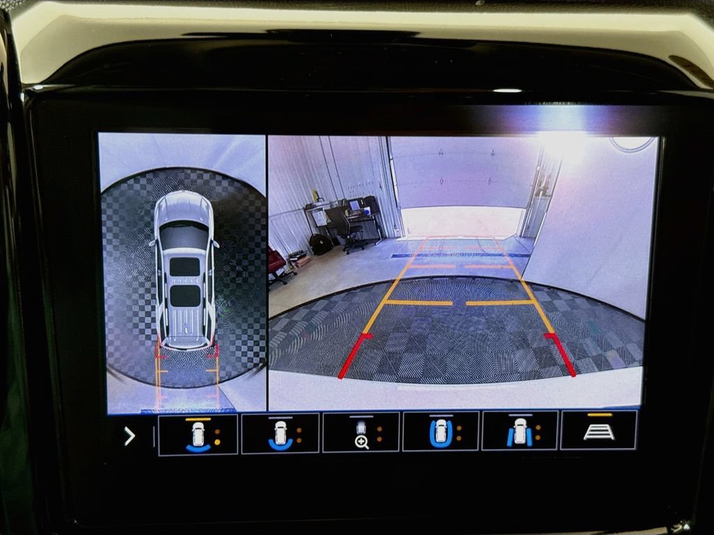 2021 Chevrolet Traverse RS - Photo 14