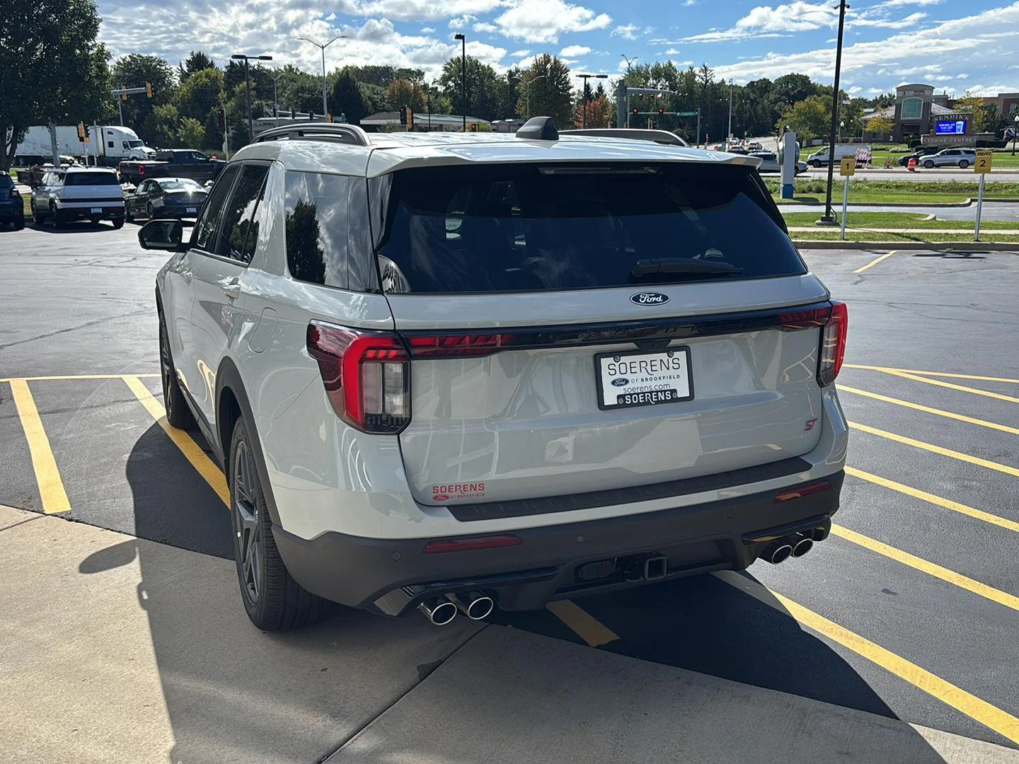 New 2027 Avalanche Gray Ford ST image 7