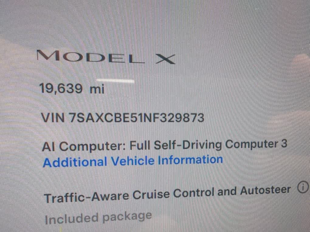 2022 Tesla Model X Long Range's photo
