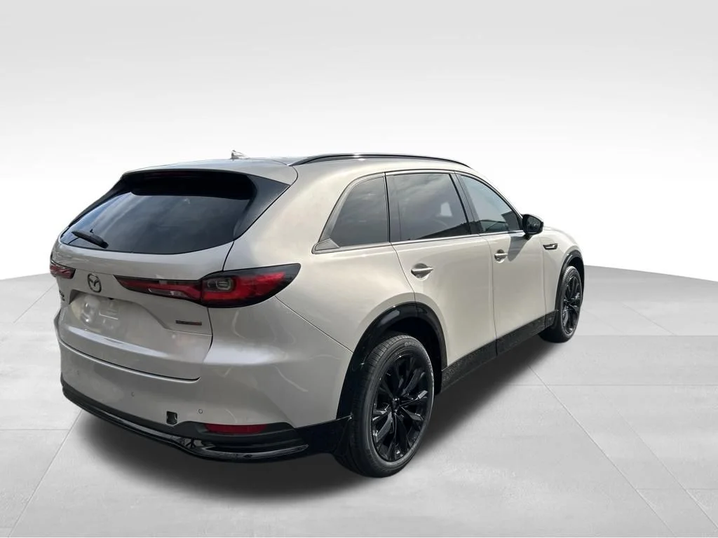 New 2026 Platinum Quartz Metallic Mazda 3.3 Turbo S Premium image 5