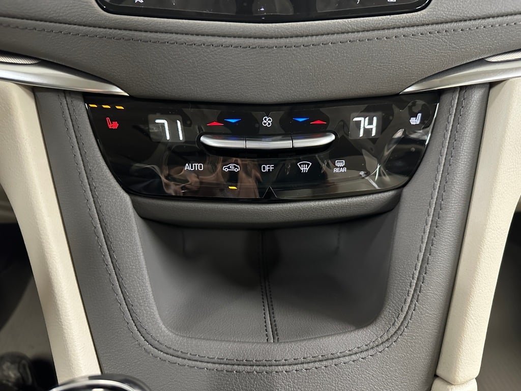 2026 Cadillac XT5 Premium Luxury - Photo 17