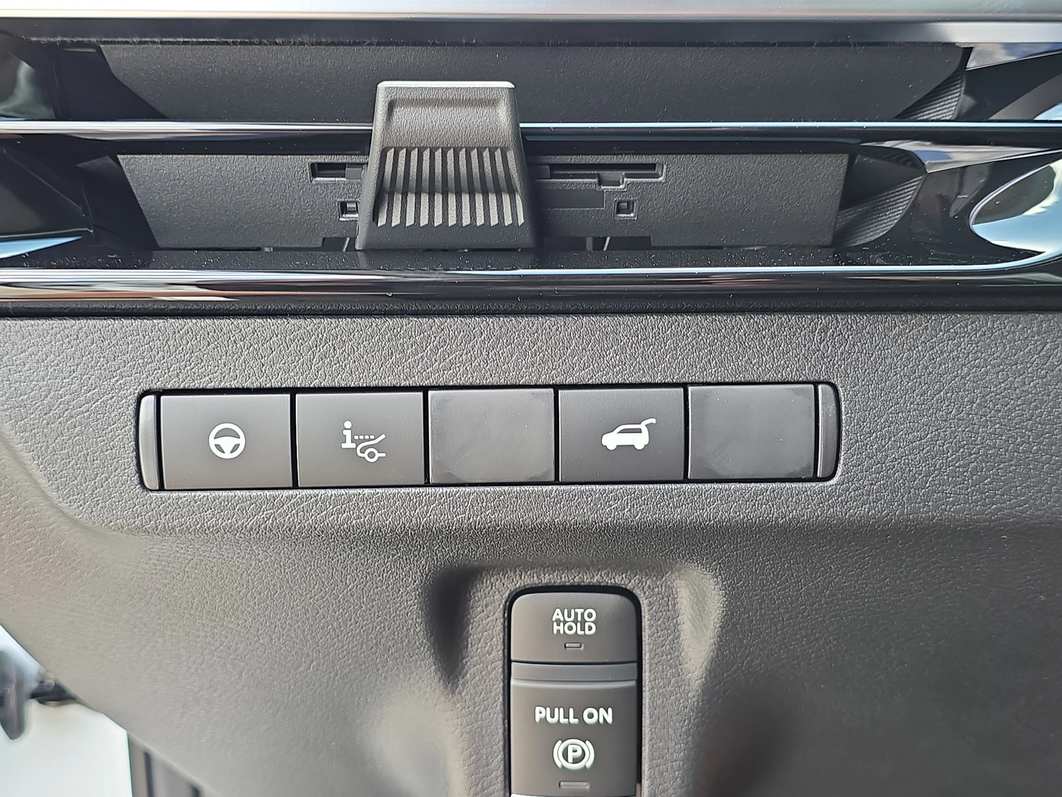 New 2026 Everest White Pearl TriCoat / Super Black Two-tone Nissan Platinum image 29