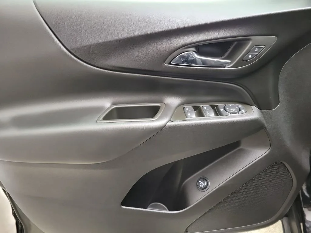 2024 Chevrolet Equinox LT - Photo 16