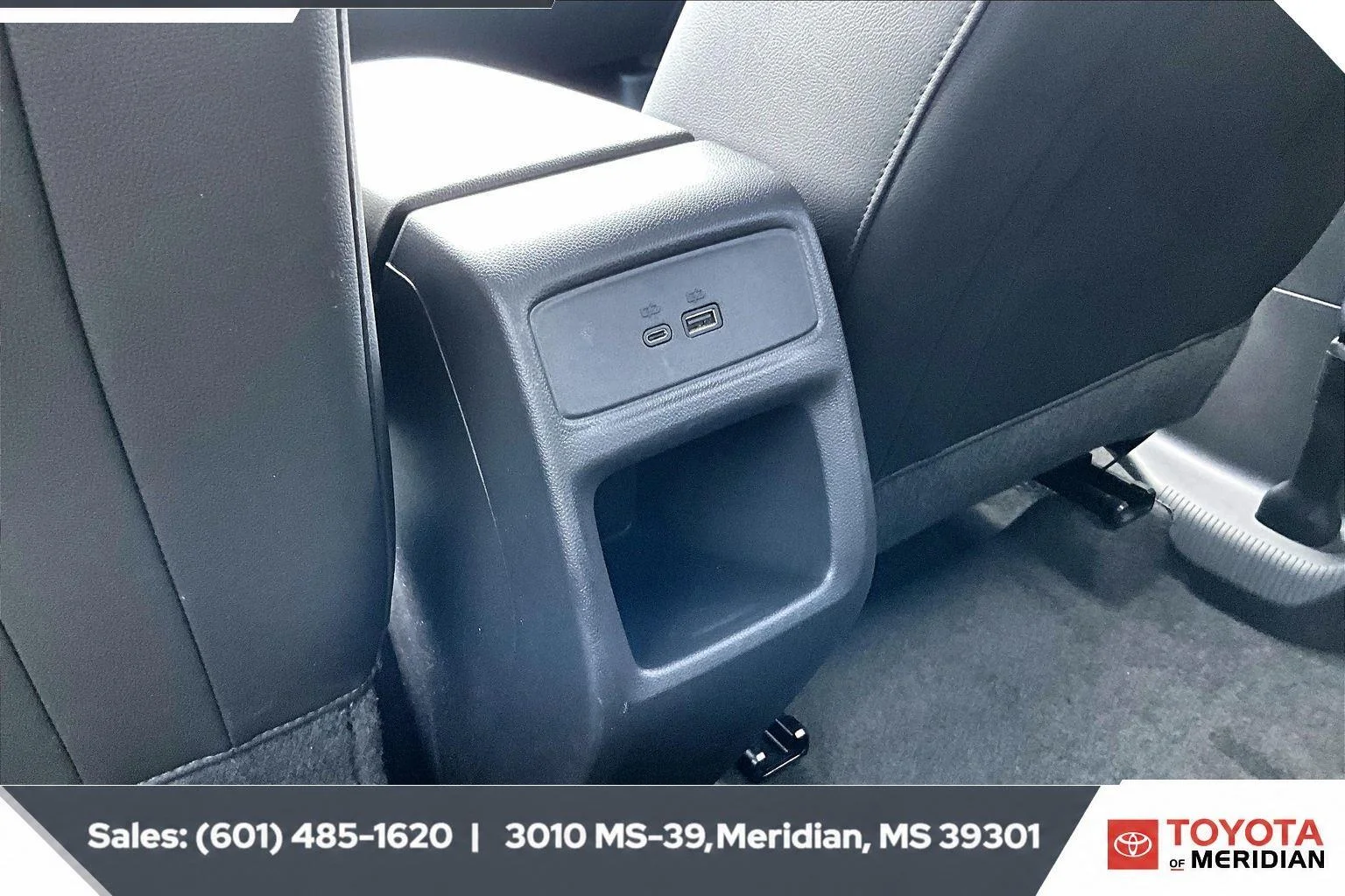 Used 2025 Cypress Gray Chevrolet LT image 24