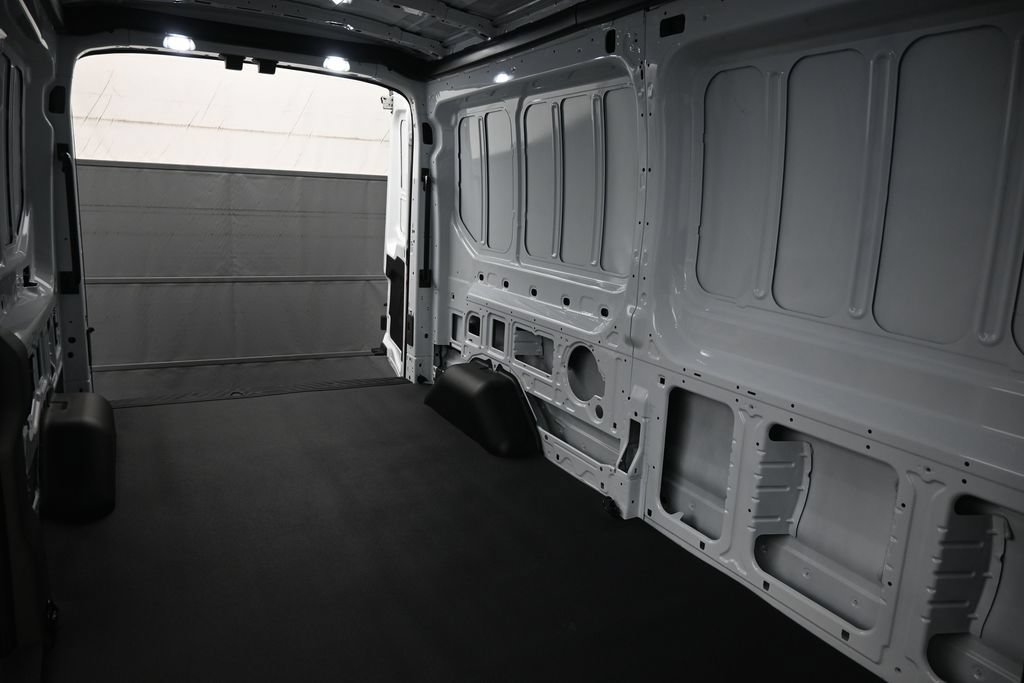 New 2026 White Ford Base image 17
