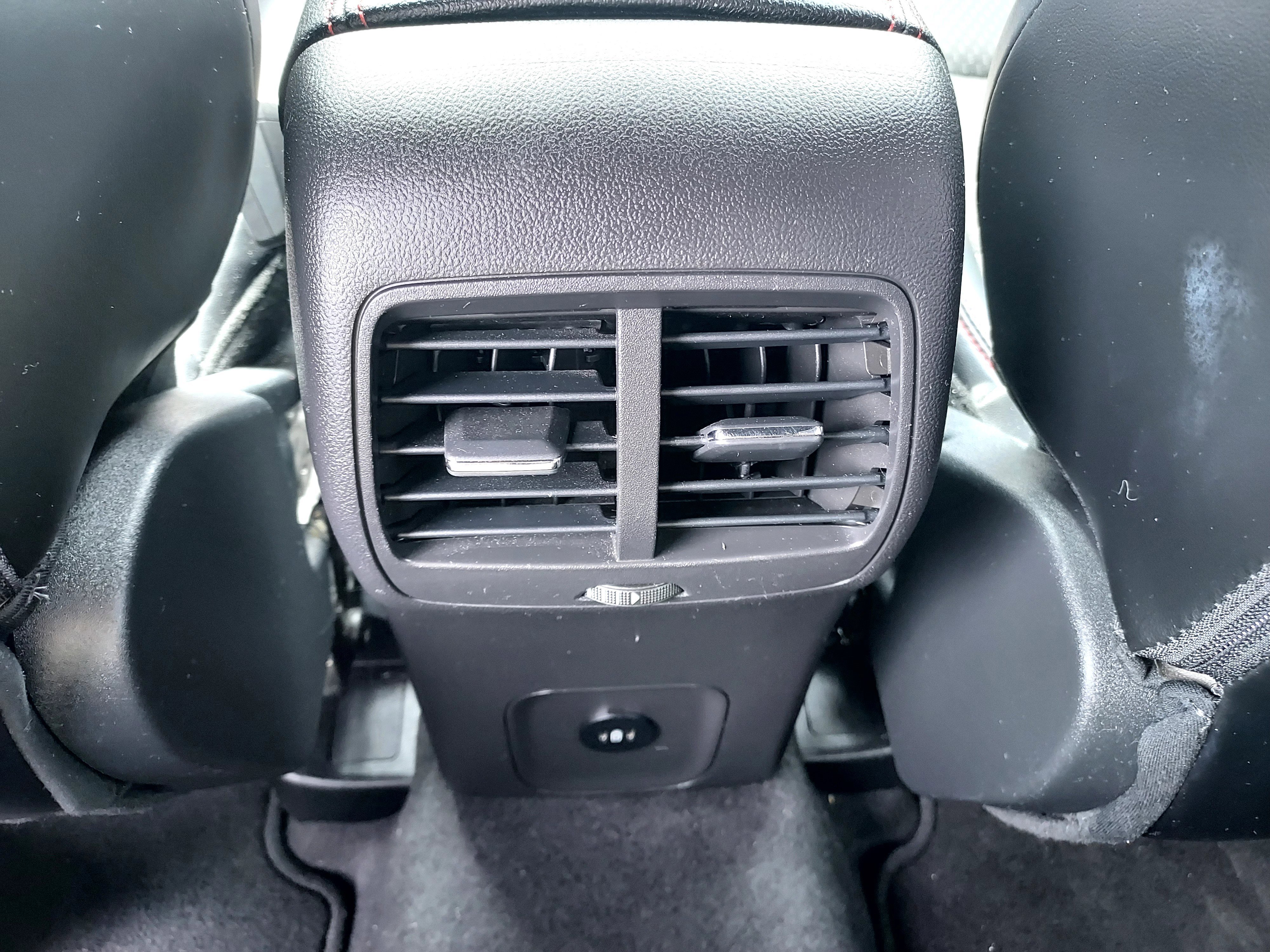 Used 2024 Silver Ford ST-Line image 18