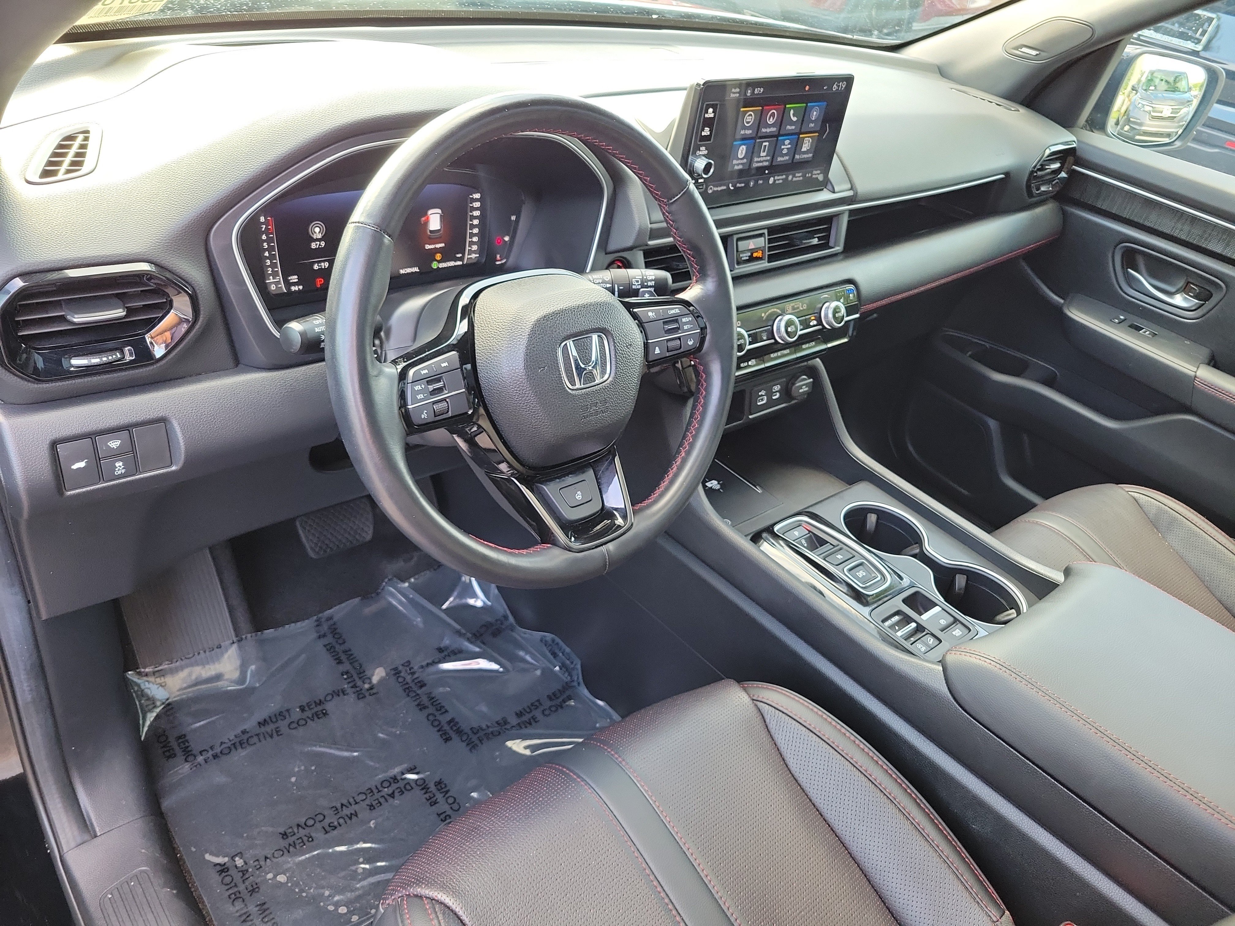 2025 Honda Pilot Black Edition - Photo 49