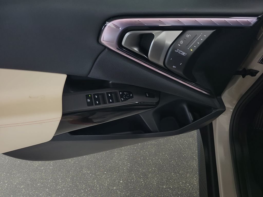 New 2026 Dune Grey Metallic BMW 30 xDrive image 14