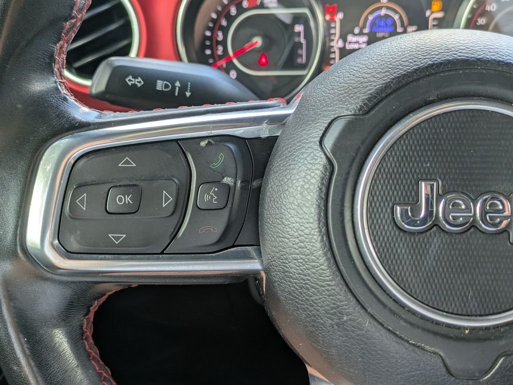 Used 2022 Black Jeep Unlimited Rubicon image 17