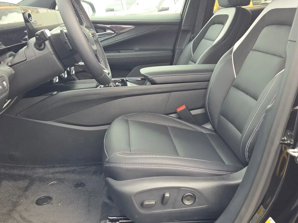 2025 Chevrolet Blazer EV LT - Photo 22
