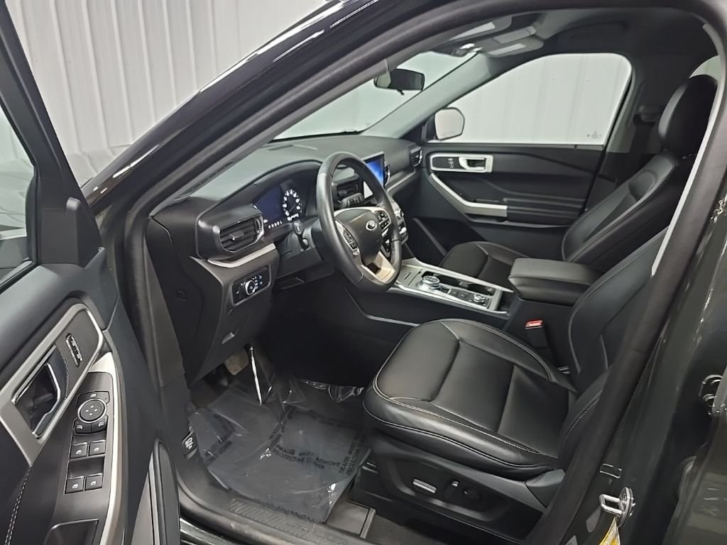 Used 2024 Green Metallic Ford XLT image 34