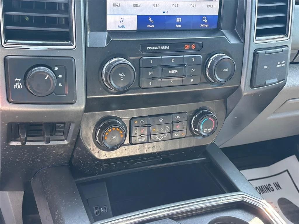 Used 2021 Oxford White Ford XLT image 34