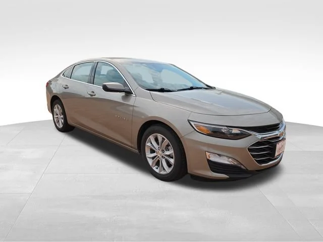 Used 2025 Mineral Gray Metallic Chevrolet 1LT image 9