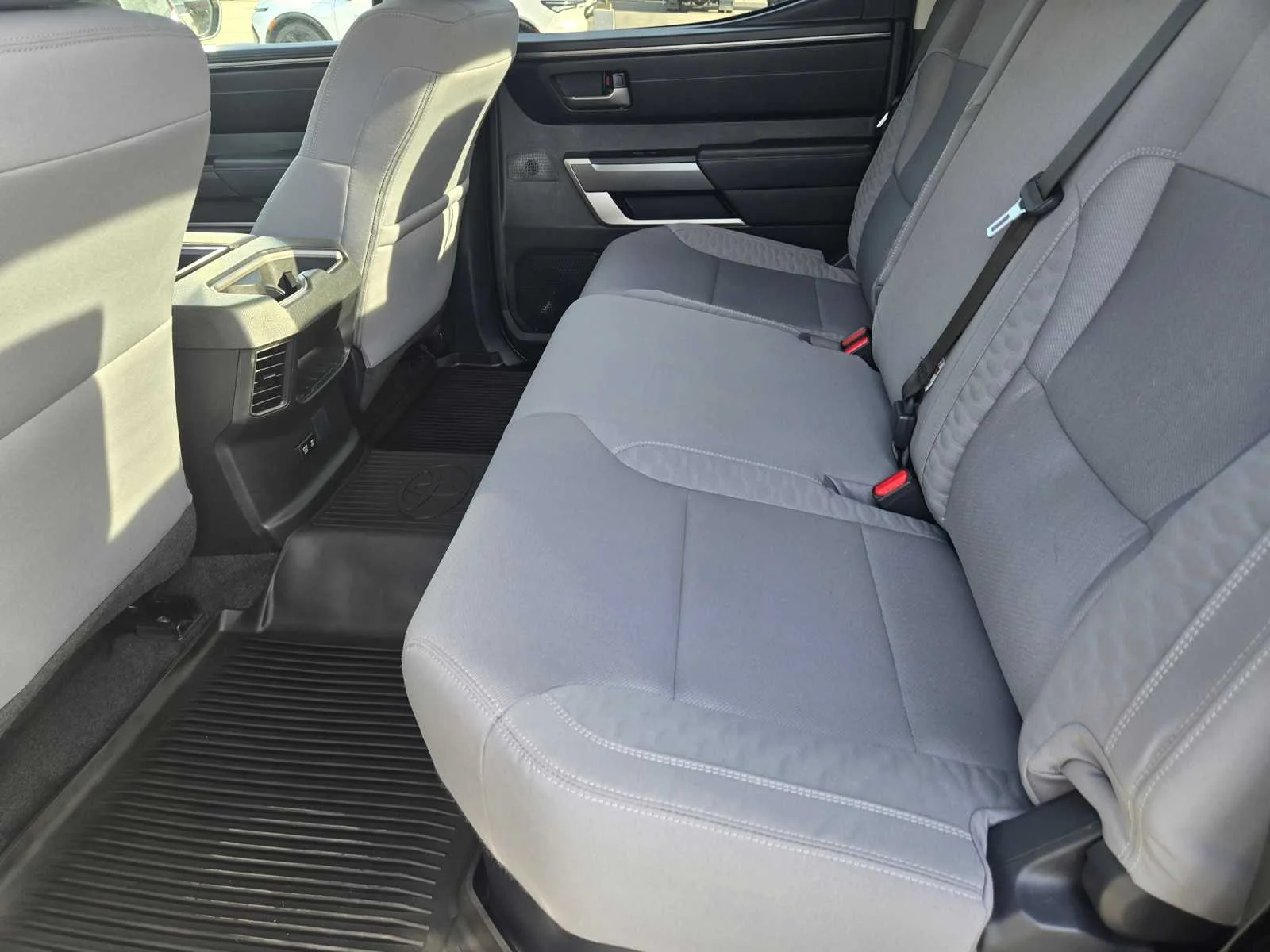 Used 2024  Toyota SR5 image 14