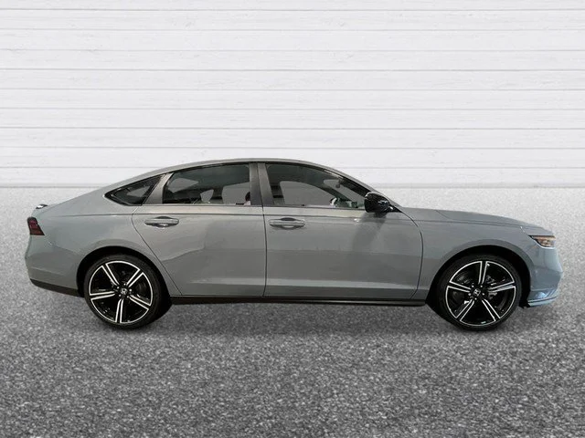 New 2026 Urban Gray Pearl Honda Sport image 9