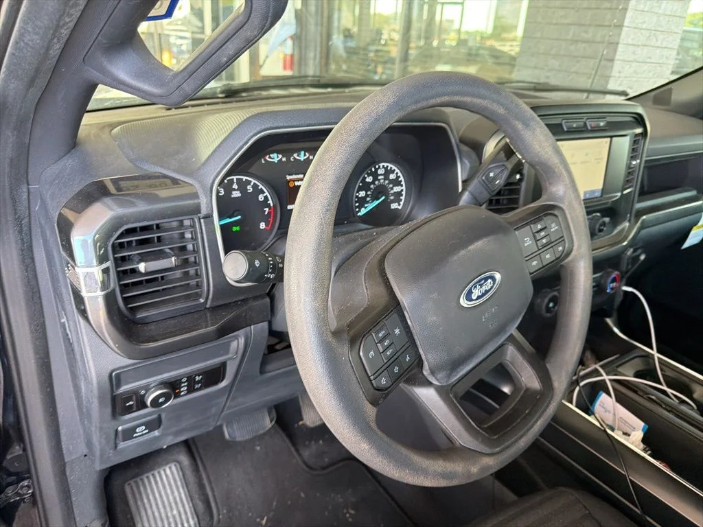 Used 2023 Black Ford XL image 13