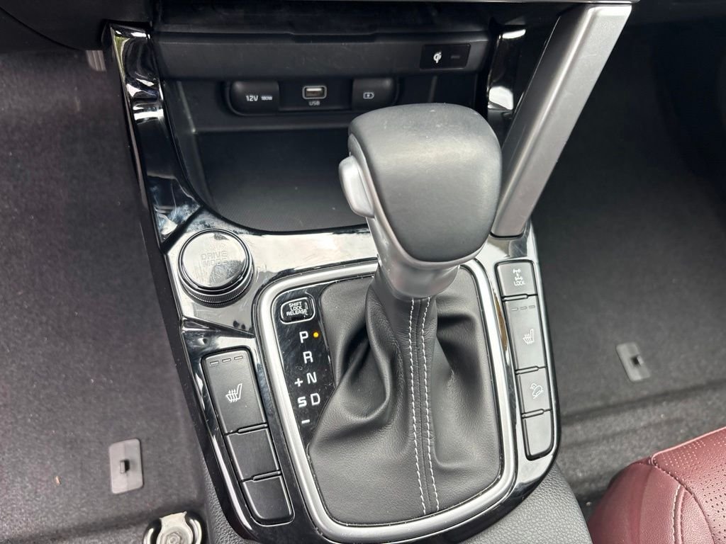 Used 2022 White Kia SX image 20