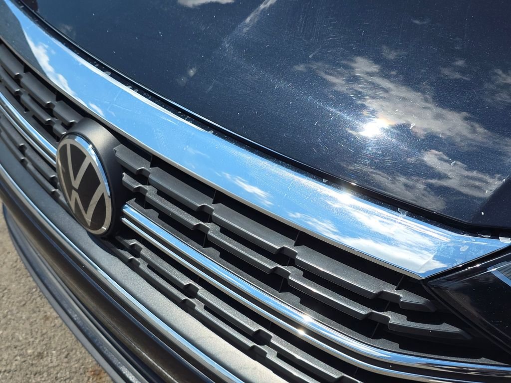 Used 2024  Volkswagen 1.5T SE image 12