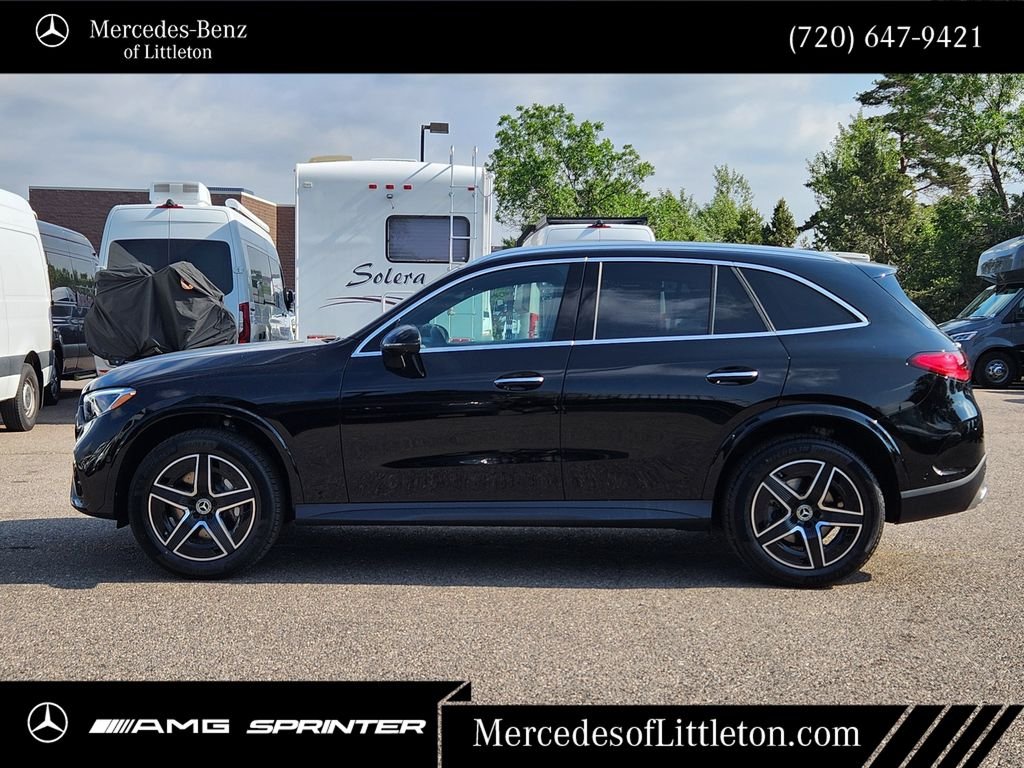 New 2026 Black Mercedes-Benz GLC 300 image 4