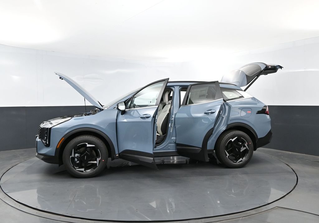 New 2026 Heritage Blue Kia EX image 30