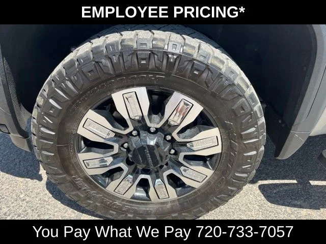 Used 2024 Silver GMC Denali image 28