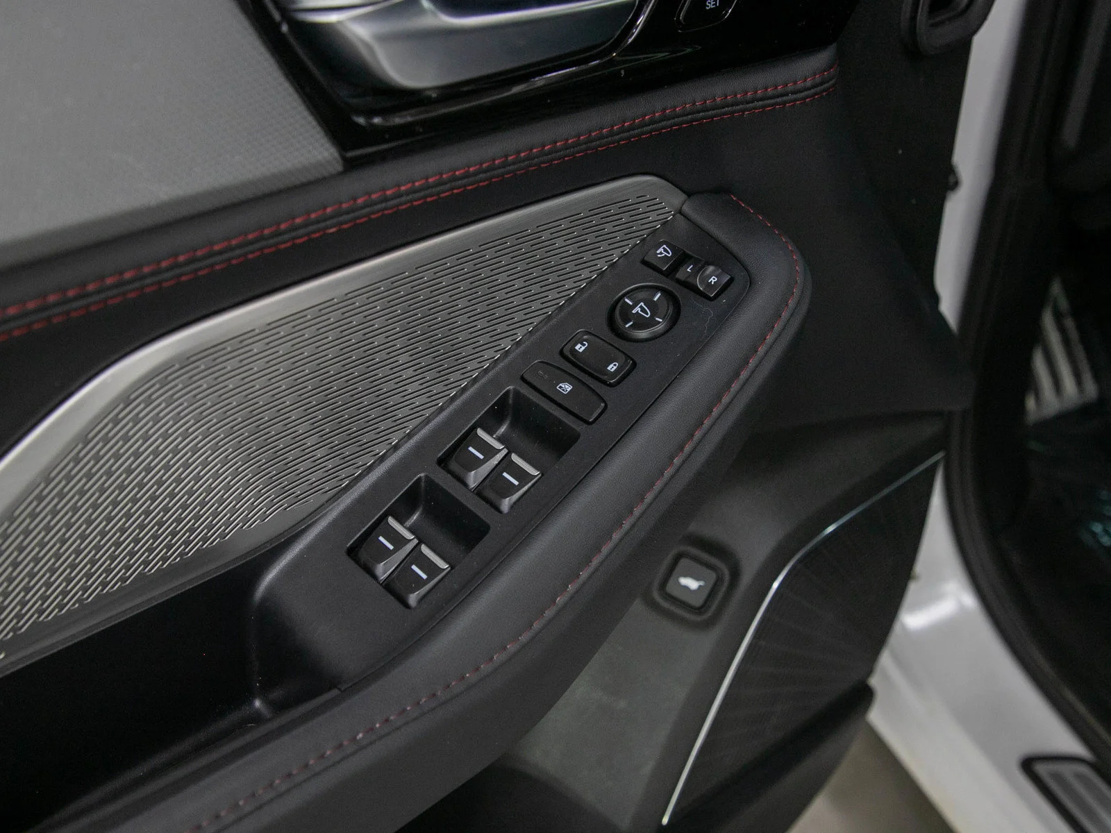Used 2023  Acura SH-AWD w/A-Spec Package image 22